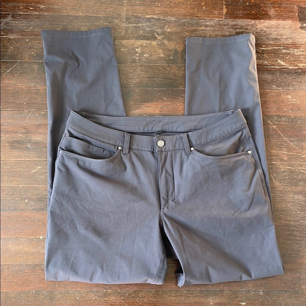 Lululemon Men’s ABC Gray Pants 34